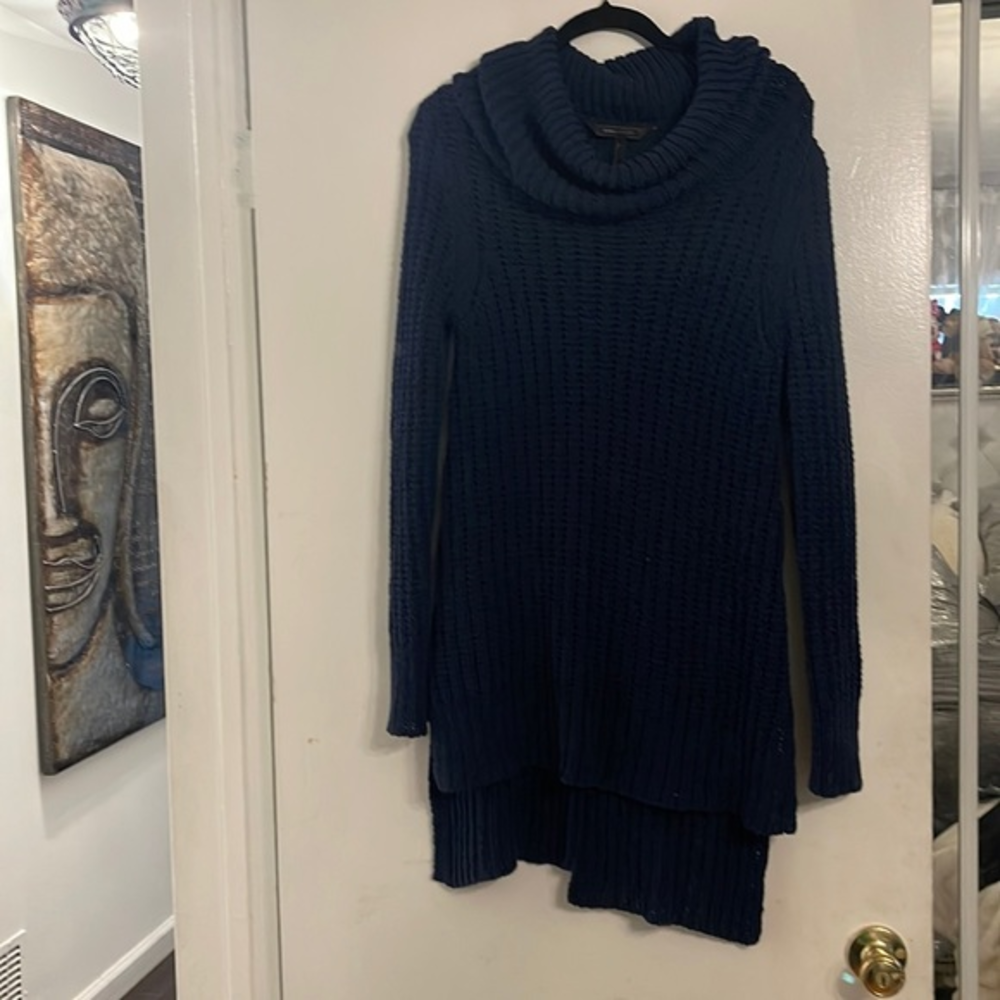 Stunning bcbg‎ tunic sweater